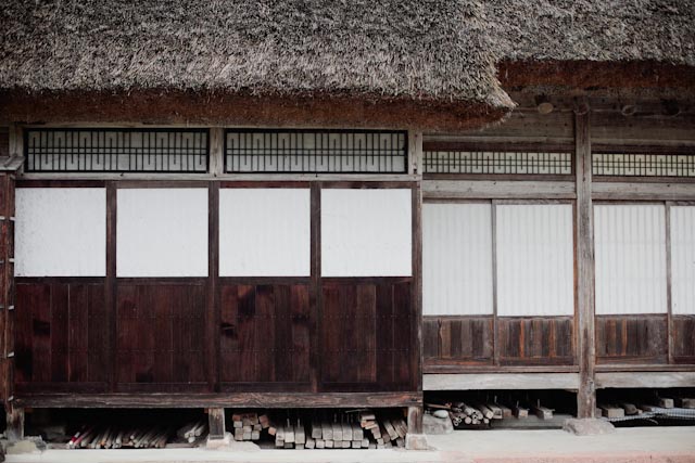 Ainokura house detail