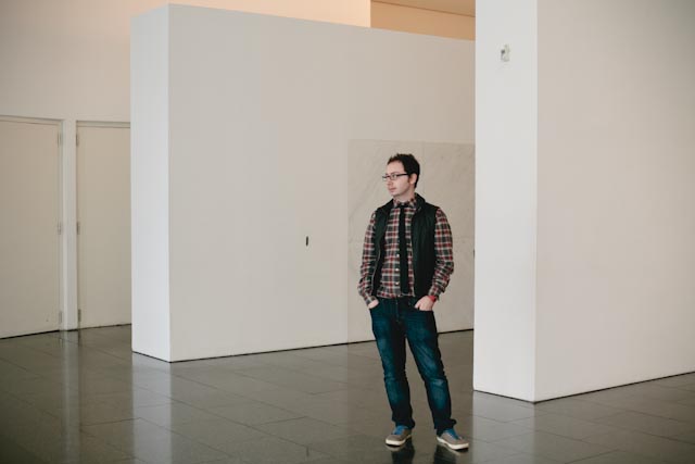 Cute guy at Macba's hall - The cat, you an dus