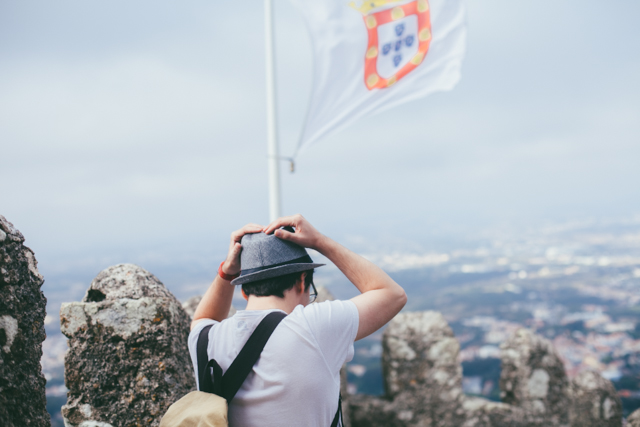 Castelo dos Mouros - The cat, you and us